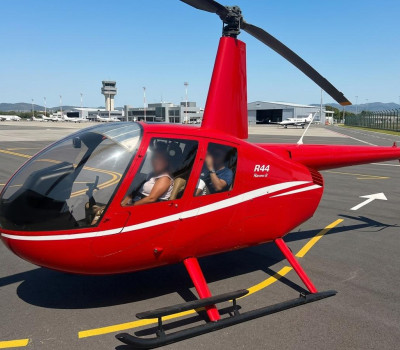 HELICÓPTERO ROBINSON R44 RAVEN II - 2022 - 260HS TT - Helitte Helicopteros