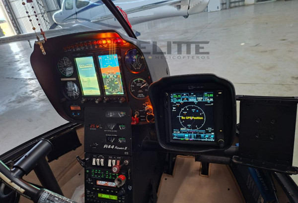 HELICÓPTERO ROBINSON R44 RAVEN II - 2016 - 1900HS TT - Helitte Helicopteros