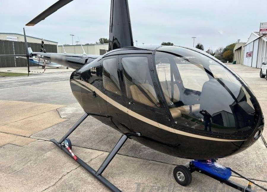 HELICÓPTERO ROBINSON R44 RAVEN II - 2025 - 10HS TT - ZERO - Helitte Helicopteros