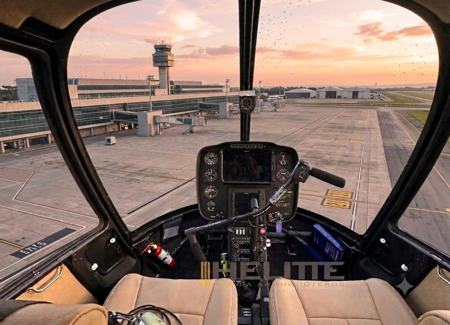 HELICÓPTERO ROBINSON R44 RAVEN II - 2025 - 10HS TT - ZERO - Helitte Helicopteros