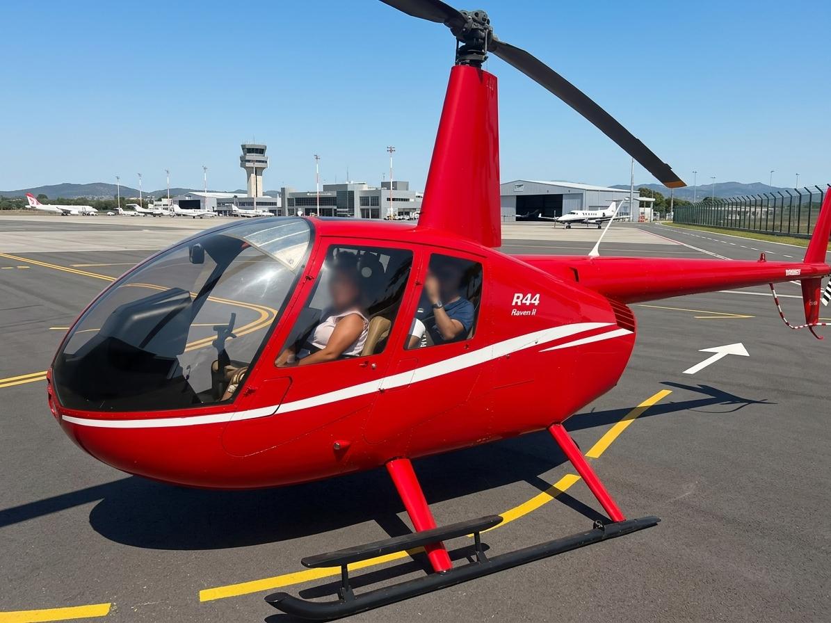 Helitte Helicopteros - HELICÓPTERO ROBINSON R44 RAVEN II - 2022 - 260HS TT